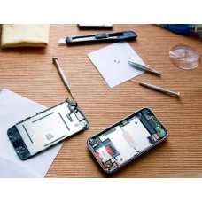 Можно ли починить iPhone самостоятельно?