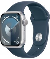 Apple Watch Series 9, 45 мм, корпус из алюминия серебристого цвета, спортивный ремешок цвета «грозовой синий», размер S/M